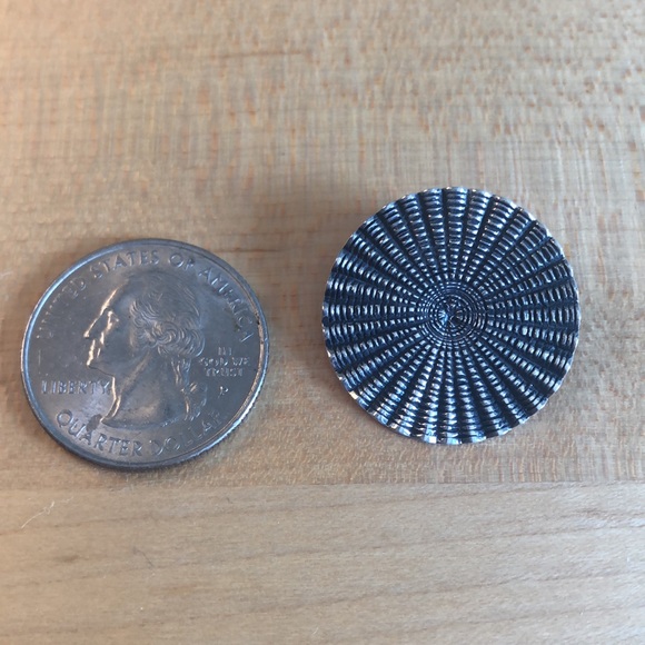 Sterling Silver Round Sunburst Pattern Floating Pendant - Picture 4 of 4